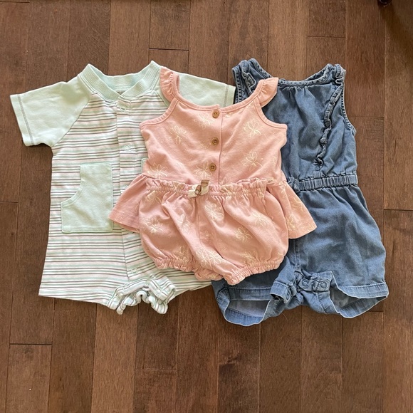 Baby Girl (or boy!) 6-9 Month Bundle - Picture 6 of 10